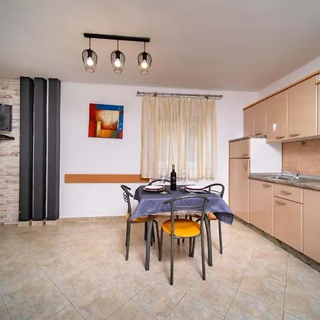 In With Balcony, Air Condition, Wifi *